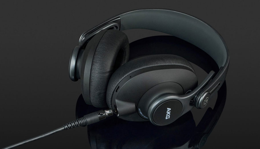 هدفون استودیویی AKG K371 BT