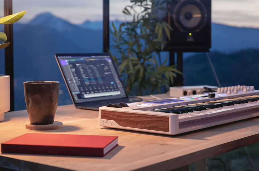 میدی کنترلر Arturia Keylab Essential 49 Mk3