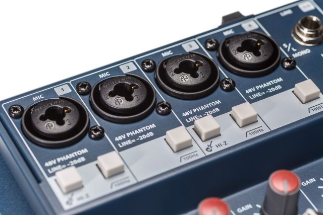 میکسر صدا Soundcraft Notepad-12FX میکسر صدا Soundcraft Notepad-12FX