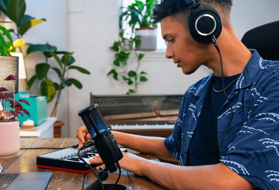 میکروفون یو اس بی Audio-Technica AT2020USB-X میکروفون یو اس بی Audio-Technica AT2020USB-X