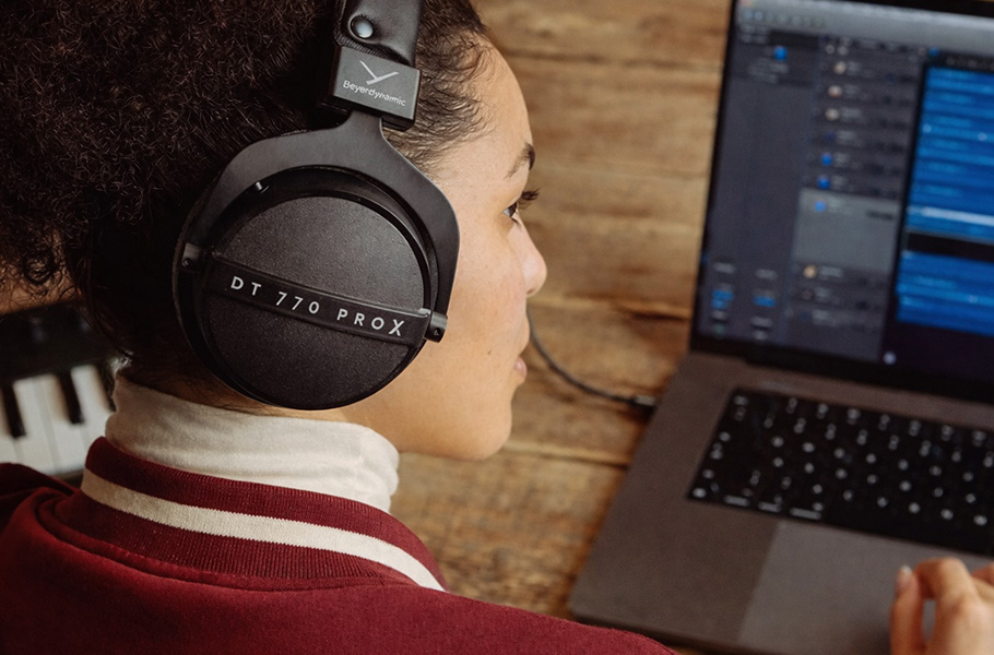 هدفون استودیویی Beyerdynamic DT 770 PRO X هدفون استودیویی Beyerdynamic DT 770 PRO X