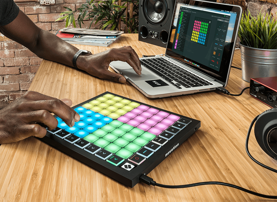 لانچ پد Novation Launchpad X لانچ پد Novation Launchpad X