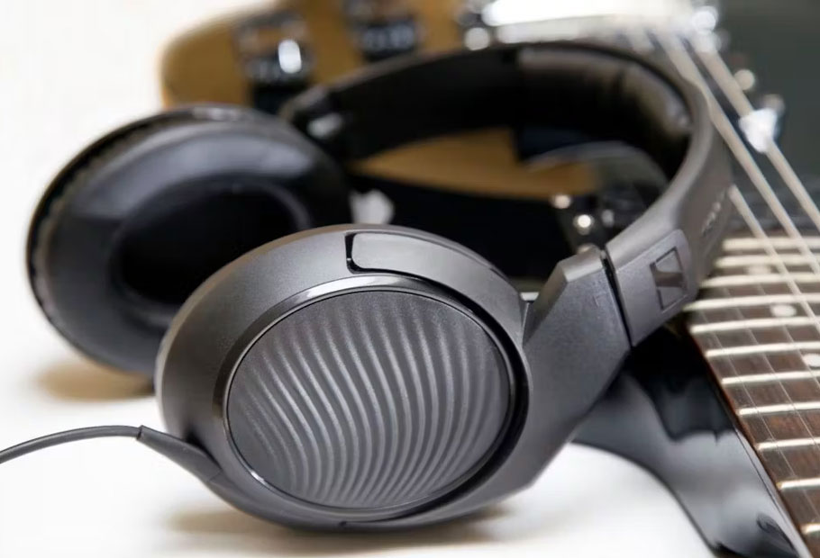Sennheiser HD 200 PRO هدفون Sennheiser HD 200 PRO هدفون