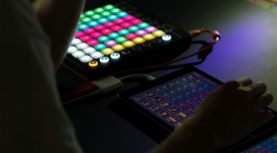 Novation Launchpad میدی کنترلر