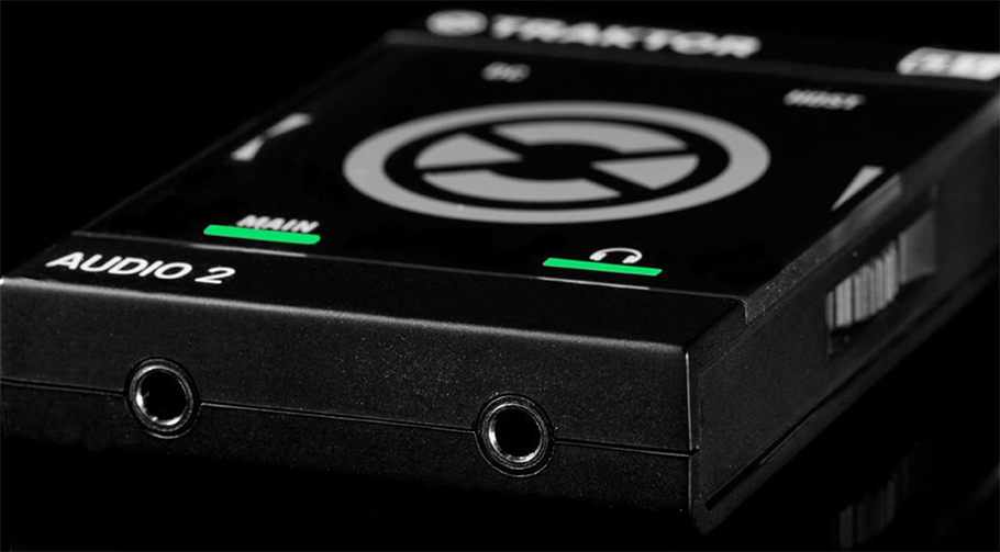 Native Instruments Traktor Audio 2 Mk2 کارت صدا Native Instruments Traktor Audio 2 Mk2 کارت صدا