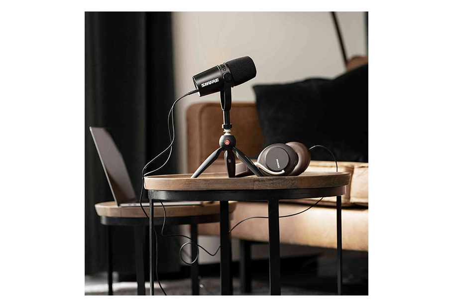 میکروفن یو اس بی Shure MV7 USB Podcast Microphone میکروفن یو اس بی Shure MV7 USB Podcast Microphone