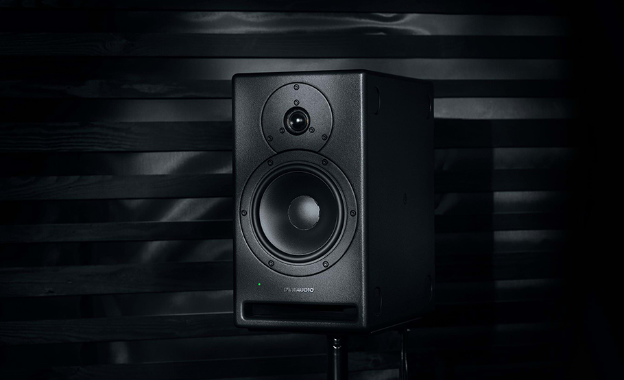 اسپیکر مانیتورینگ DynAudio Core 7 اسپیکر مانیتورینگ DynAudio Core 7