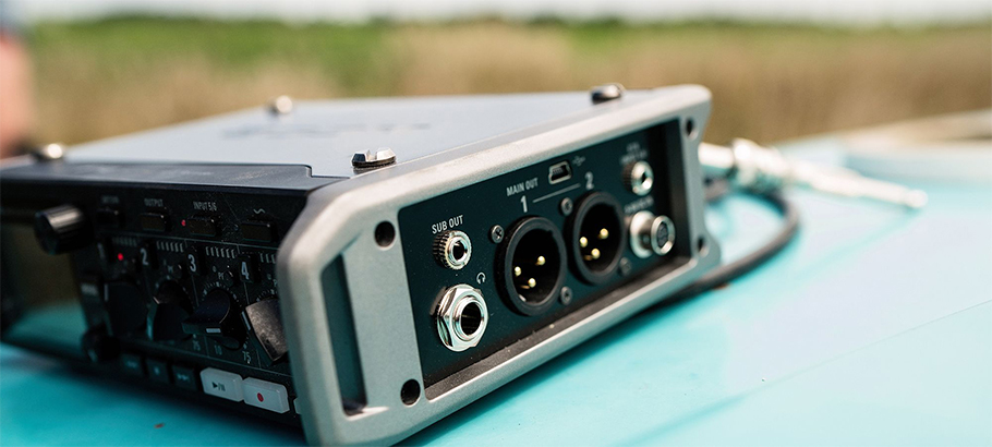 ZOOM F4 Multitrack Field Recorder رکوردر صدا ZOOM F4 Multitrack Field Recorder رکوردر صدا