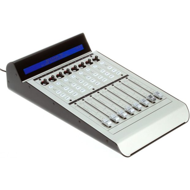 mackie-control-extender-pro-01-800x800-1.jpg کنترلر نرم افزار مکی Mackie Control Extender Pro - تصویر 1