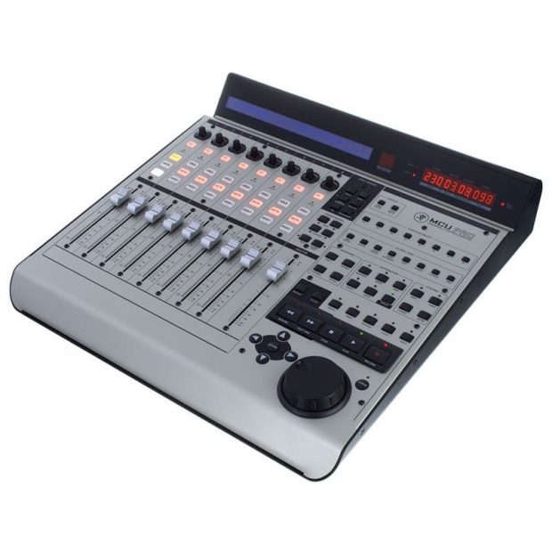 کنترلر نرم افزار مکی Mackie Control Universal Pro - تصویر 2