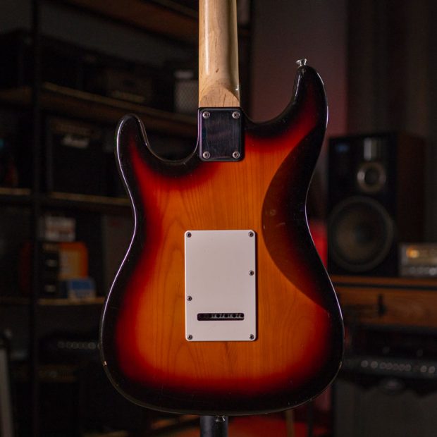 گیتار الکتریک آریا Aria STG Strat Sunburst - تصویر 3