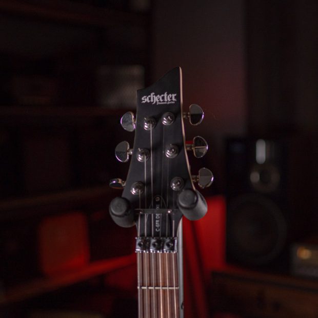 گیتار الکتریک شِکتِر Schecter Diamond Series C-6FR Deluxe Black - تصویر 4