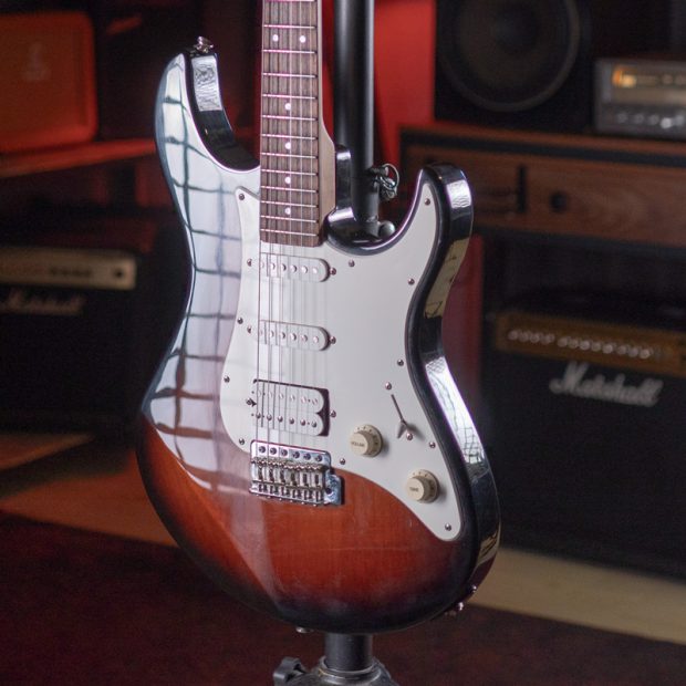 گیتار الکتریک یاماها Yamaha Pacifica PAC 112J - Sunburst - تصویر 2
