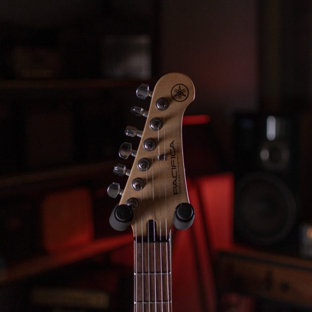 گیتار الکتریک یاماها Yamaha Pacifica PAC 112J - Sunburst - تصویر 4