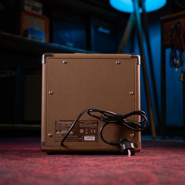 امپ گیتار آکوستیک فندر Fender Acoustasonic 15 Acoustic Guitar Amp - تصویر 4
