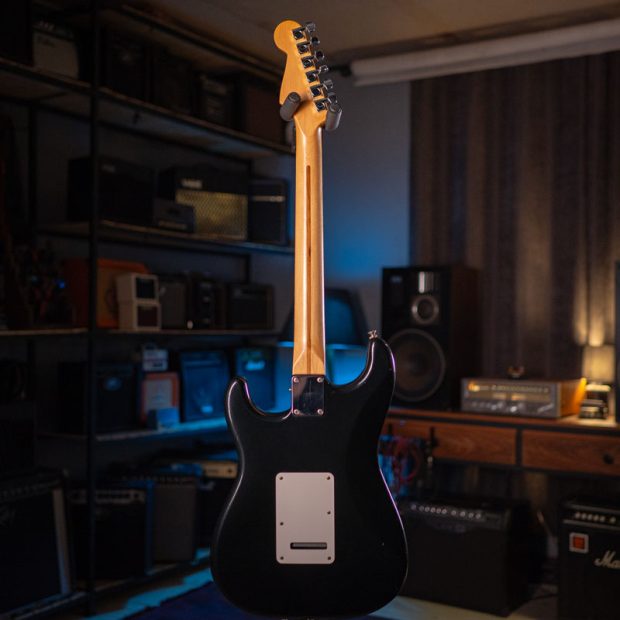 گیتار الکتریک فندر Fender Standard Stratocaster MIM 2007 Black - تصویر 8