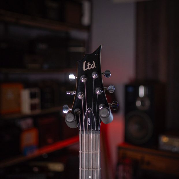 گیتار الکتریک اِل تی دی LTD F10 Black - تصویر 3