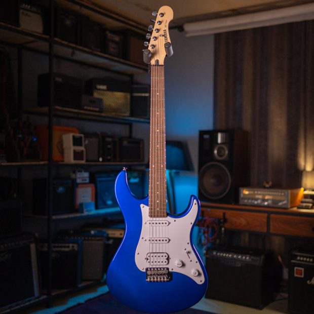گیتار الکتریک یاماها Yamaha EG112C Metallic Blue - تصویر 7