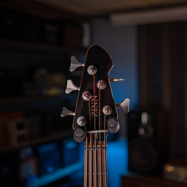 گیتار بیس زین ZINN 5-String Active Bass Trans Red - تصویر 5